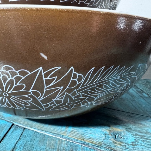 Pyrex Midcentury Woodland Brown Mixing Serving Bowls - Picture 5 of 13